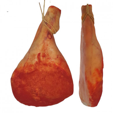 Prosciutto crudo pepato rosso