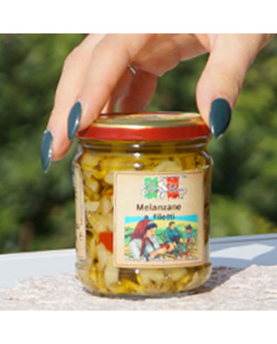 Melanzane a Filetti Sott’Olio con Peperoni e Aromi | Gia.Mon.