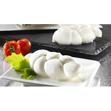 Treccia di Mozzarelle Pugliese