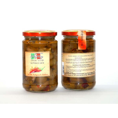 Olive sott'olio alla calabrese: Un'Esplosione di Gusto Artigianale e Tradizione Calabrese